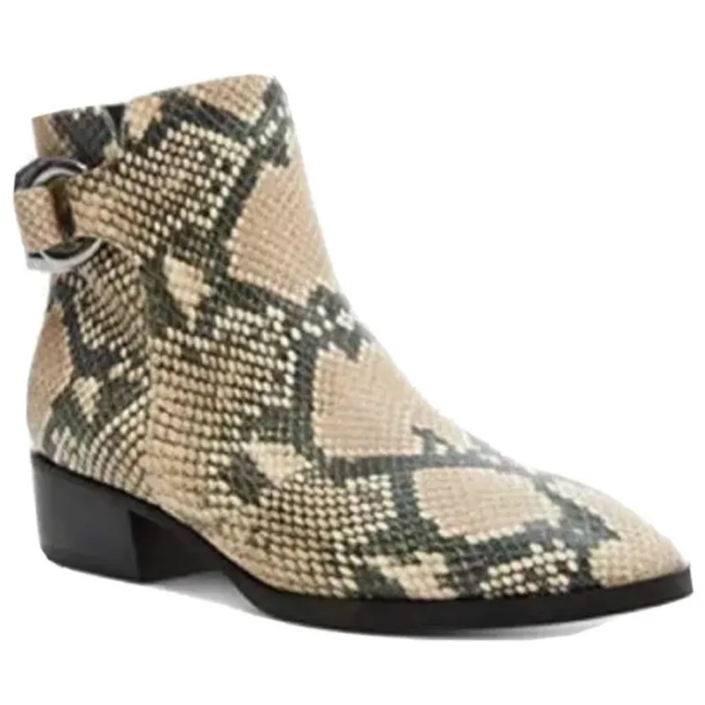 Steven boots size 5 animal print